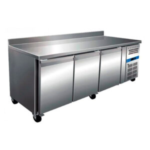 Mesa-De-Refrigeración-Industrial-Gastronorm-GN3200TN-3-Puertas-Frioalhambra